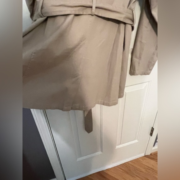 Torrid jacket size 2 women’s plus 1X 2X lightweight tan/khaki rain coat like new - Picture 7 of 11